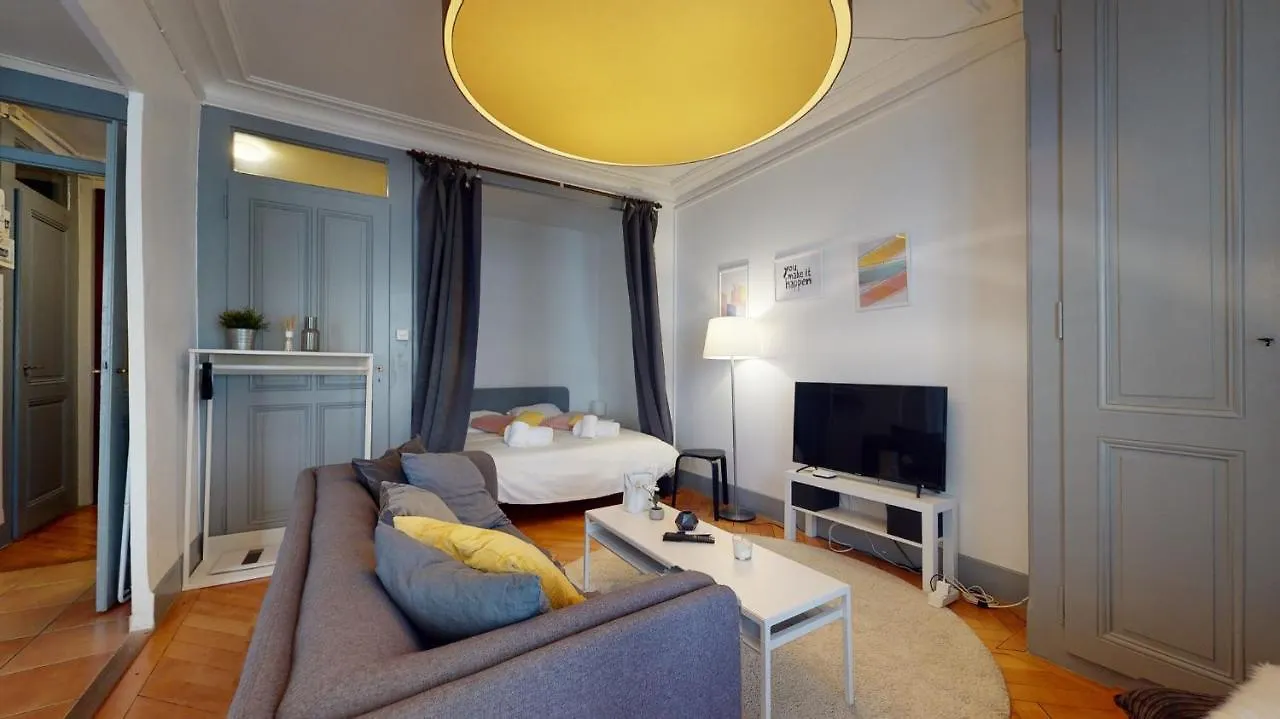 Charming Studio In Les Paquis Close To The Famous Jet D'Eau Γενεύη